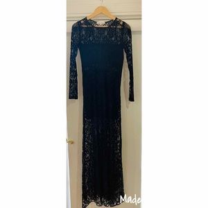 ALEXIS Lace Long Sleeve Maxi Dress Size Small